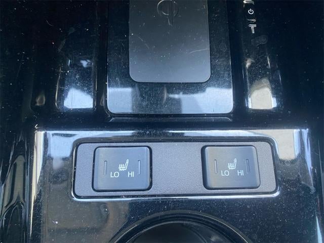 2022 Toyota PRIUS XLE AWD-e