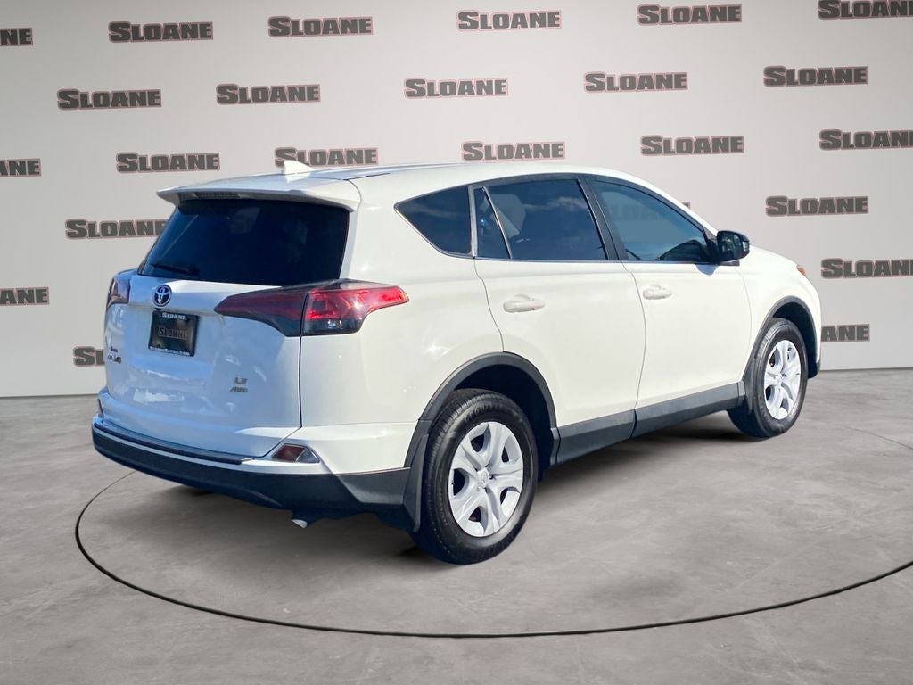 2018 Toyota RAV4 LE
