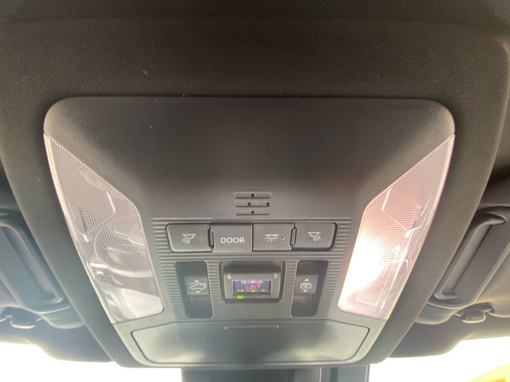 2025 Toyota RAV4 HYBRID XSE