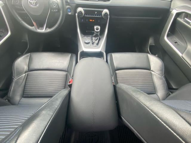 2020 Toyota RAV4 Hybrid XSE