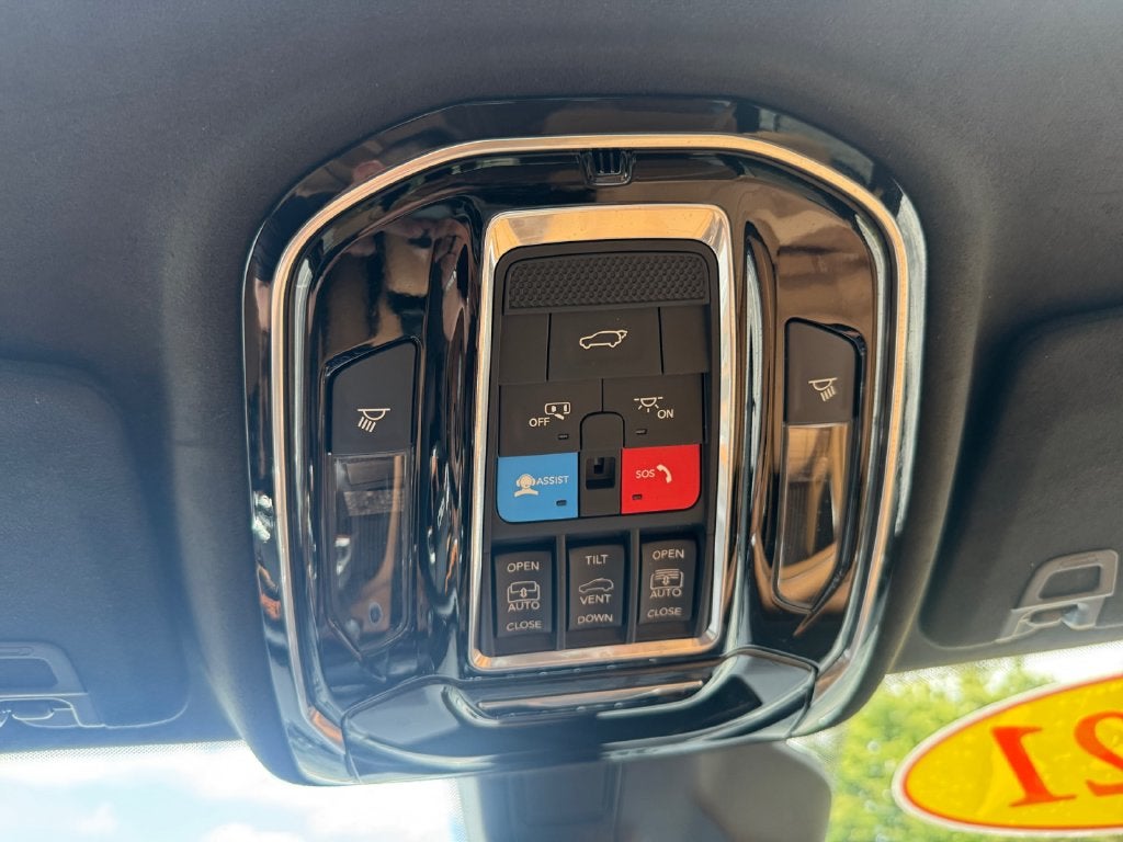 2021 Jeep Grand Cherokee L Summit