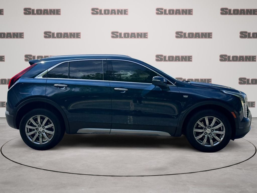 2022 Cadillac XT4 Premium Luxury