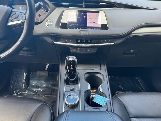 2022 Cadillac XT4 Premium Luxury