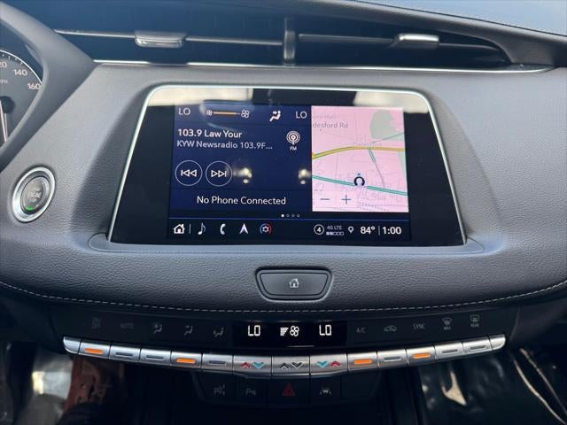 2022 Cadillac XT4 Premium Luxury