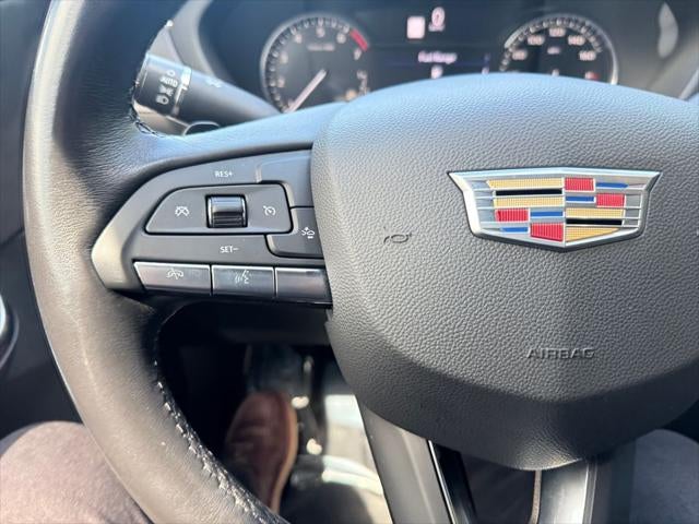2022 Cadillac XT4 Premium Luxury