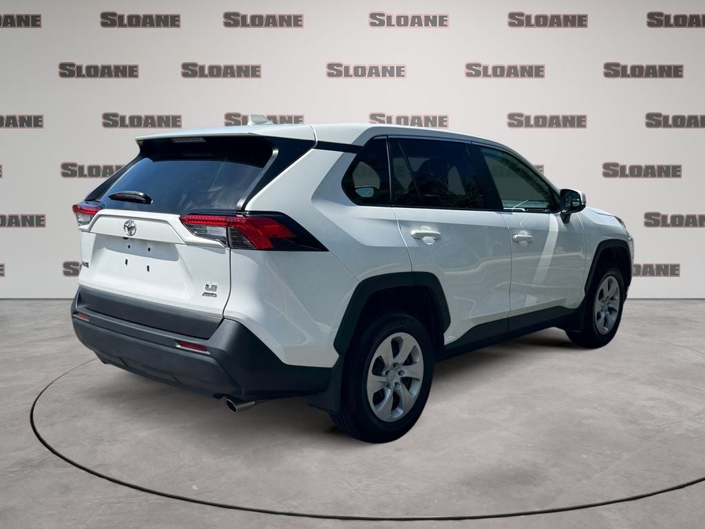 2025 Toyota RAV4 LE