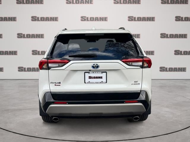 2024 Toyota RAV4 HYBRID SE