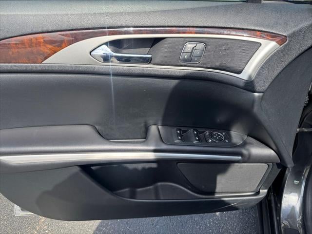 2016 Lincoln MKZ Base