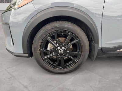 2021 Nissan Kicks SR