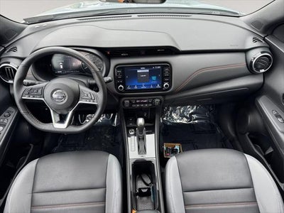 2021 Nissan Kicks SR