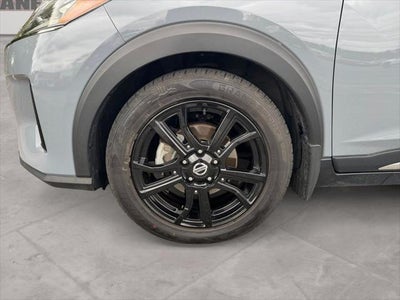 2021 Nissan Kicks SR