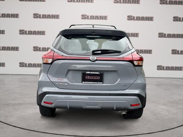 2021 Nissan Kicks SR