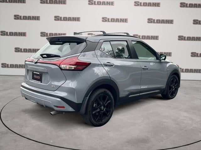 2021 Nissan Kicks SR