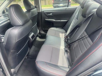 2017 Toyota Camry SE