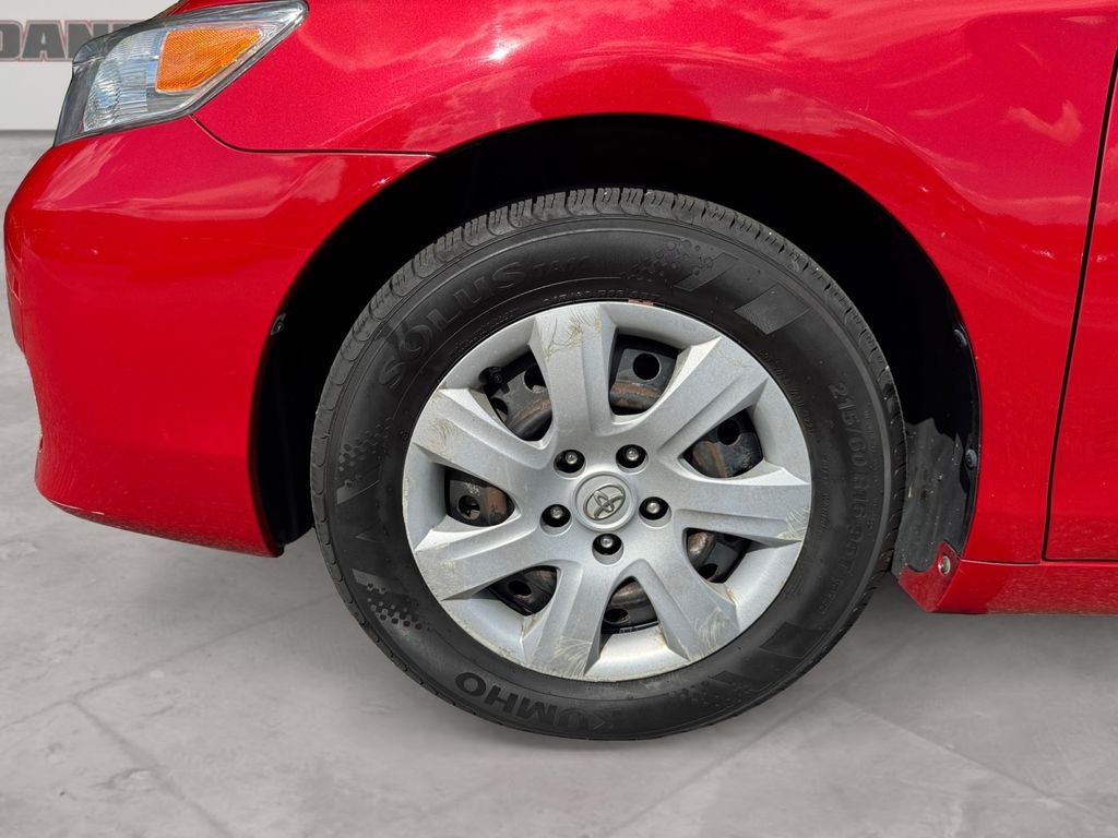 2010 Toyota CAMRY LE