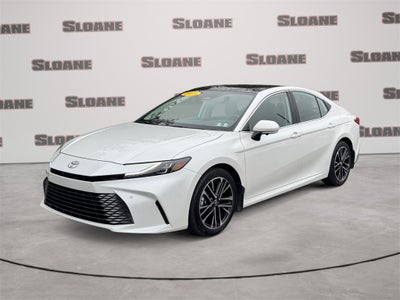 2025 Toyota CAMRY XLE