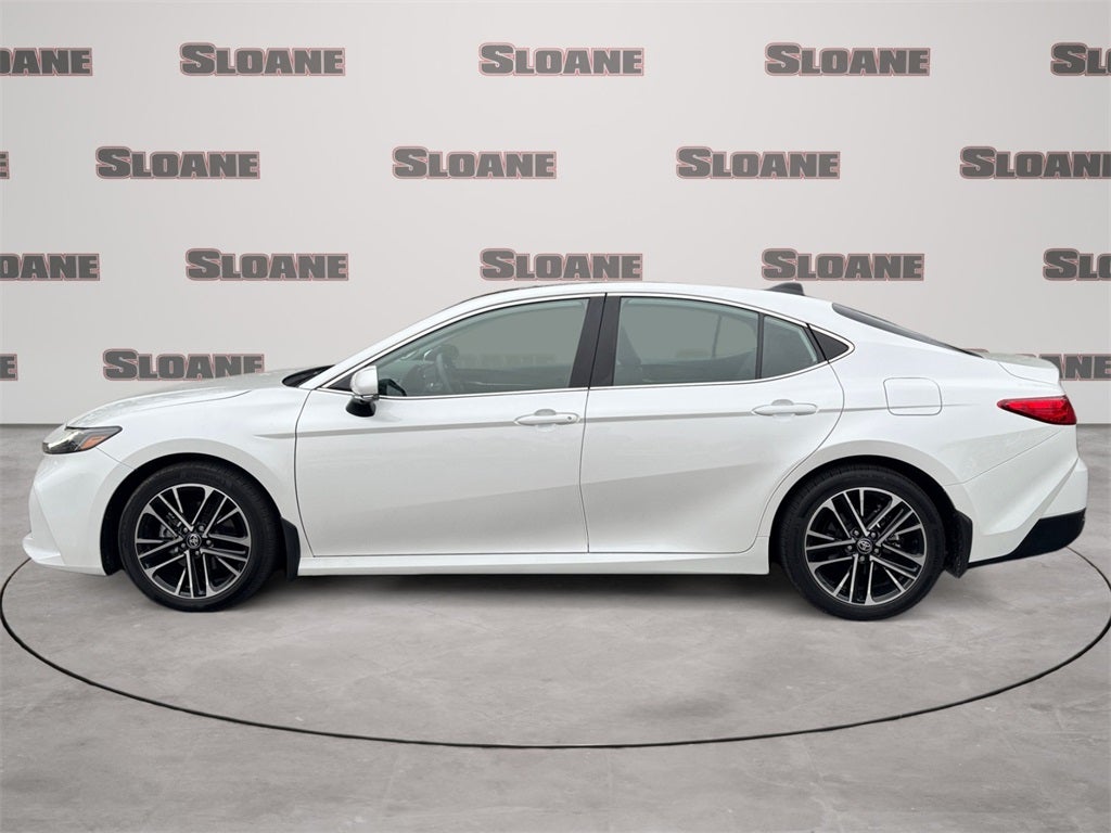 2025 Toyota CAMRY XLE