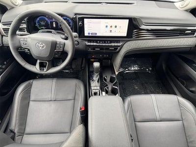 2025 Toyota CAMRY XLE
