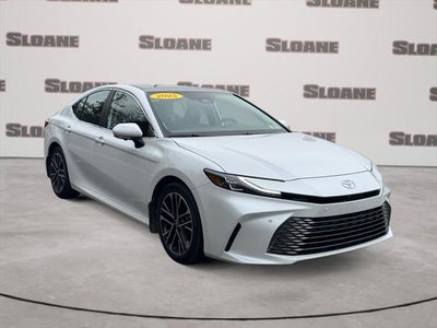 2025 Toyota CAMRY XLE