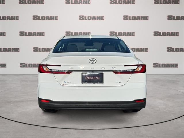 2025 Toyota CAMRY LE