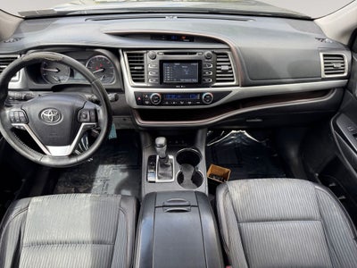 2015 Toyota HIGHLANDER LE Plus V6
