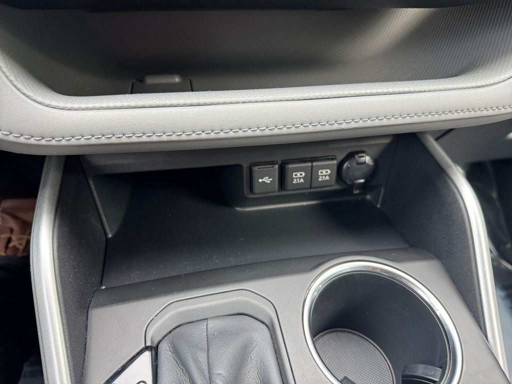 2020 Toyota Highlander LE