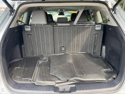 2020 Toyota Highlander LE