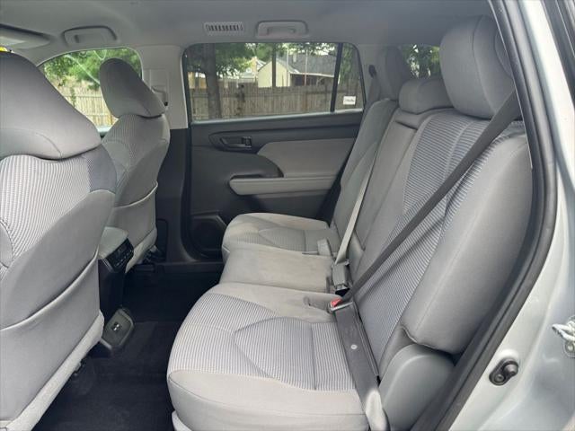 2020 Toyota Highlander LE