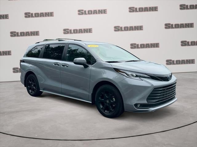 2025 Toyota SIENNA XLE AWD Woodland Edition