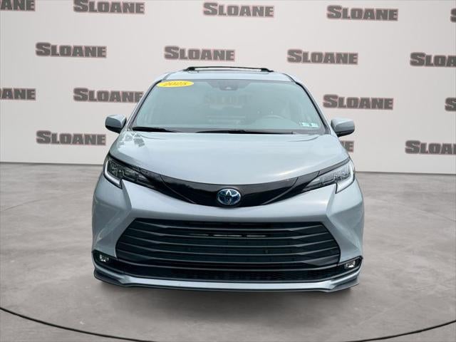 2025 Toyota SIENNA XLE AWD Woodland Edition
