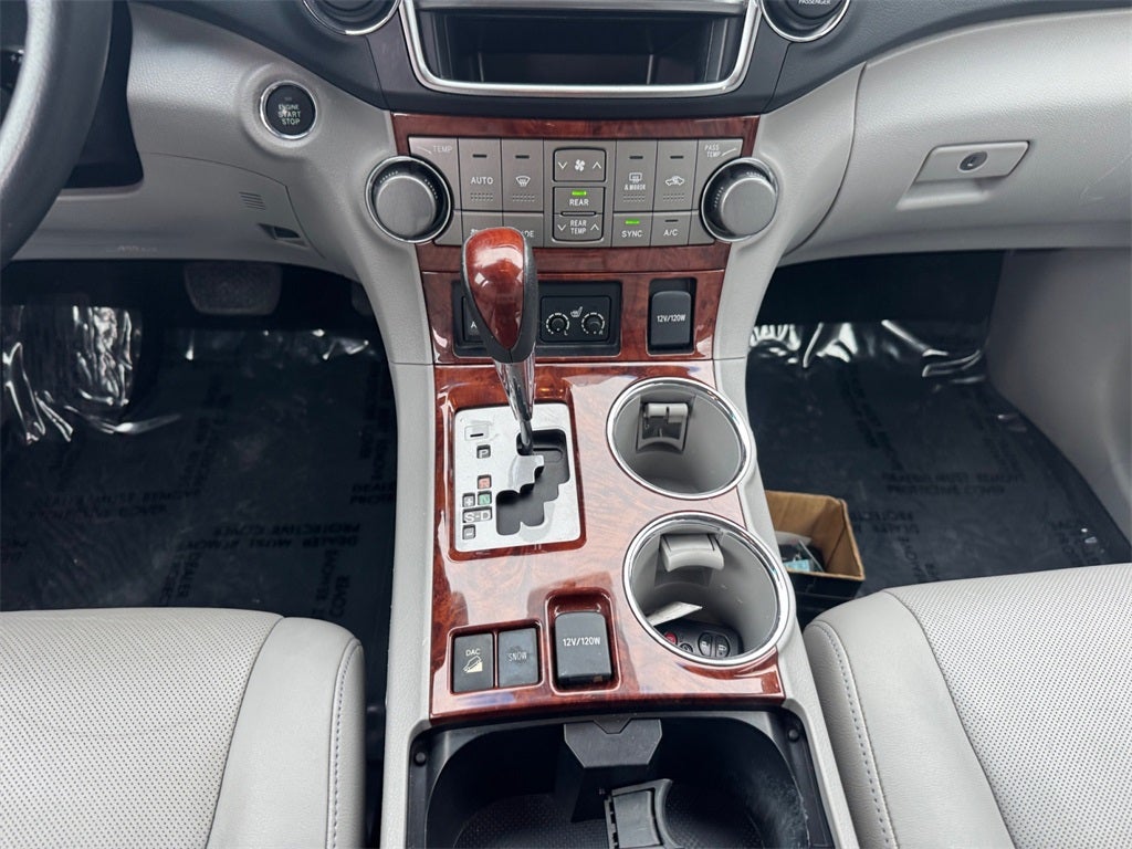 2013 Toyota HIGHLANDER Limited