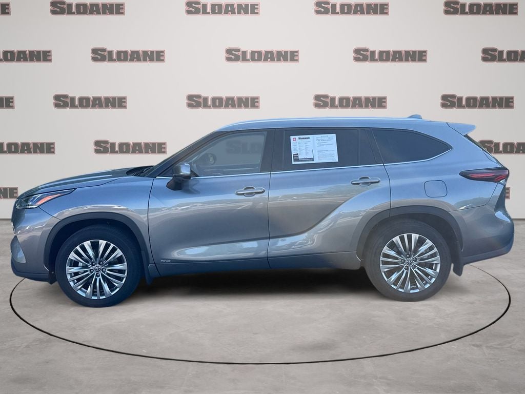 2026 Toyota Highlander Hybrid Platinum