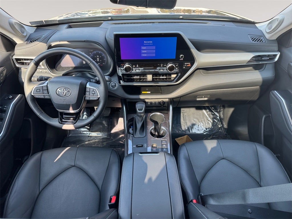2023 Toyota HIGHLANDER HYBRD Platinum