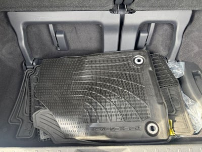 2025 Toyota SIENNA PLT AWD Platinum 7 Passenger