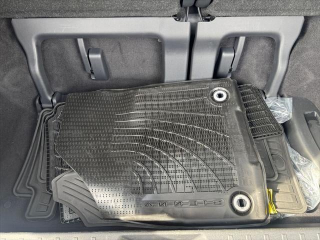 2025 Toyota SIENNA PLT AWD Platinum 7 Passenger