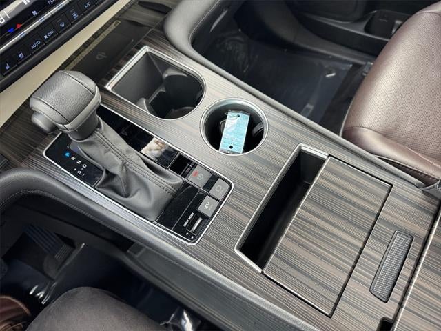 2023 Toyota SIENNA PLT AWD Platinum 7 Passenger