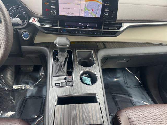 2024 Toyota Sienna Platinum 7 Passenger