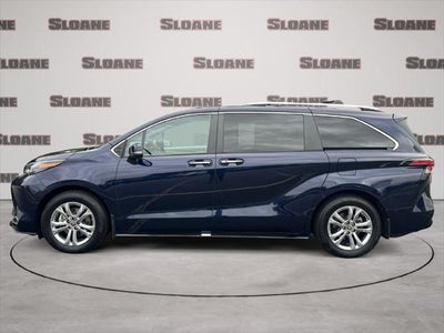 2024 Toyota Sienna Platinum 7 Passenger