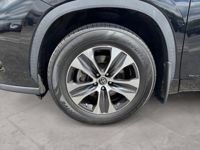 2021 Toyota HIGHLANDER HYBRD XLE
