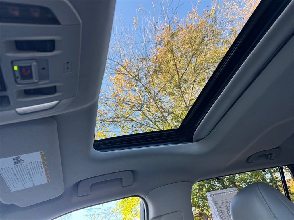 2022 Toyota HIGHLANDER HYBRD XLE