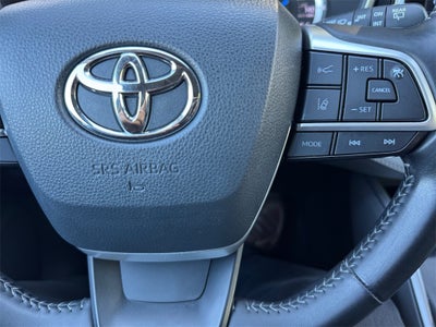 2022 Toyota HIGHLANDER HYBRD XLE