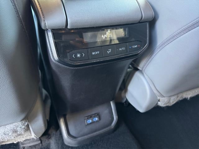 2022 Toyota HIGHLANDER HYBRD XLE