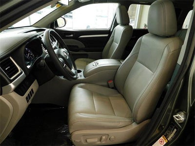 2016 Toyota Highlander XLE V6
