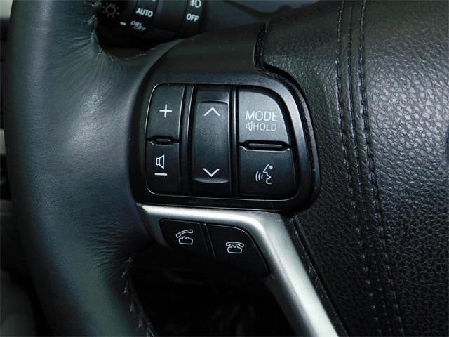 2016 Toyota Highlander XLE V6