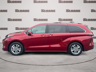 2025 Toyota Sienna XLE 7 Passenger