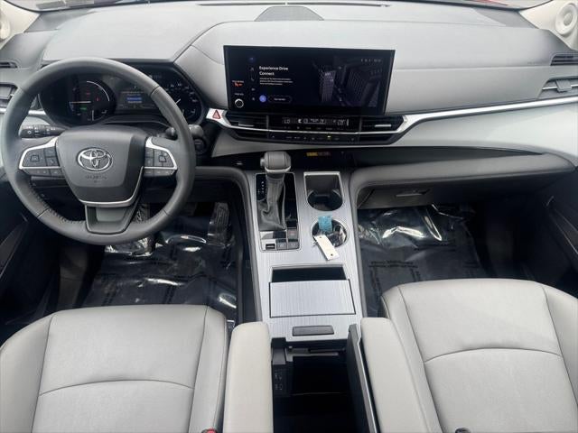 2025 Toyota Sienna XLE 7 Passenger