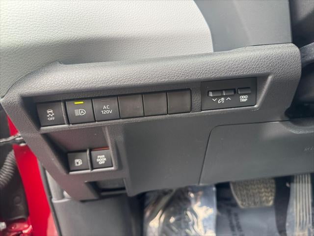 2025 Toyota Sienna XLE 7 Passenger