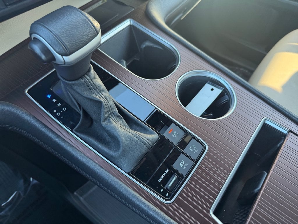 2023 Toyota Sienna XLE 7 Passenger