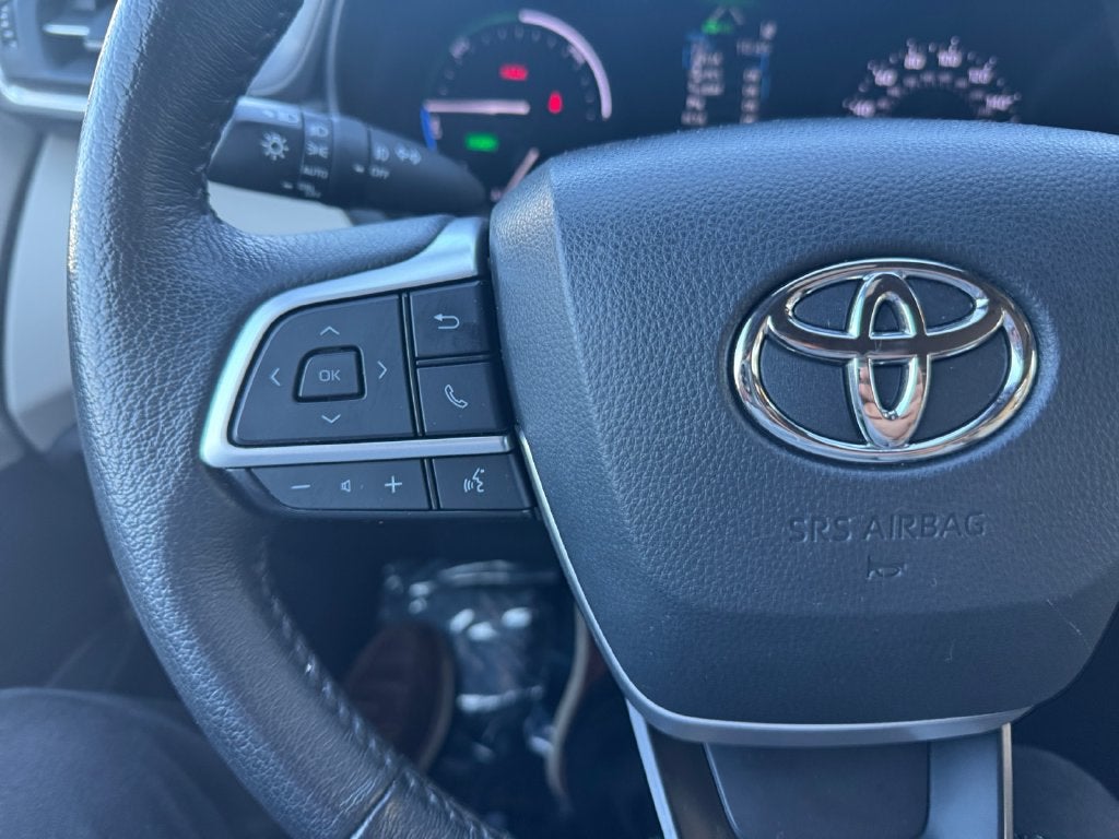 2023 Toyota Sienna XLE 7 Passenger