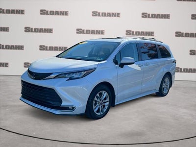 2023 Toyota Sienna XLE 7 Passenger